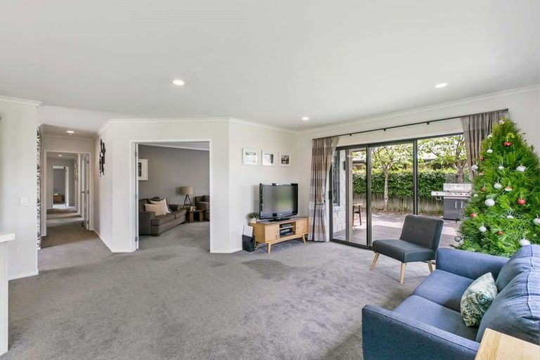 Photo of property in 34 Coleraine Drive, Rototuna, Hamilton, 3210