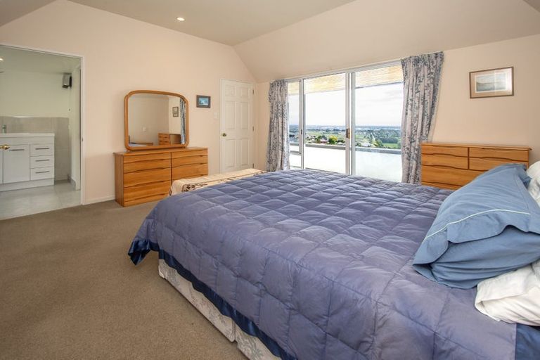 Photo of property in 1/17 Petworth Place, Westmorland, Christchurch, 8025