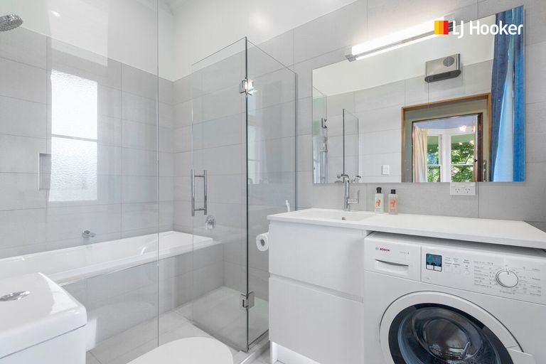 Photo of property in 37 Melrose Street, Roslyn, Dunedin, 9010