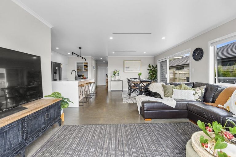 Photo of property in 31 Aratapu Street, Waitara, 4320