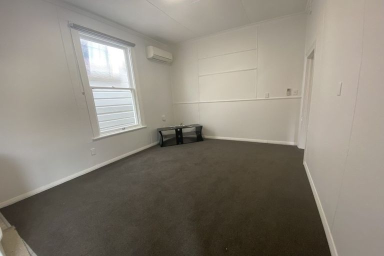 Photo of property in 53 Owen Street, Newtown, Wellington, 6021