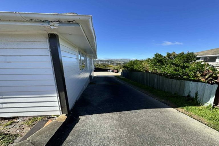 Photo of property in 36 Spur Grove, Titahi Bay, Porirua, 5022