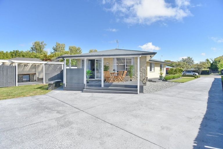 Photo of property in 5 Halligan Place, Belfast, Christchurch, 8051