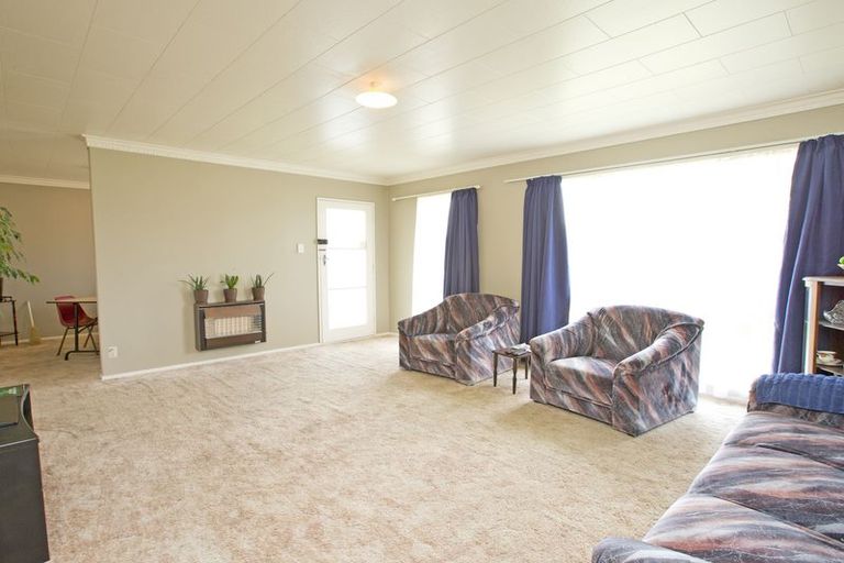 Photo of property in 110 Hastings Street, Halcombe, Feilding, 4779