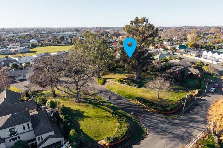 Photo of property in 6 Acorn Close, Waltham, Christchurch, 8023