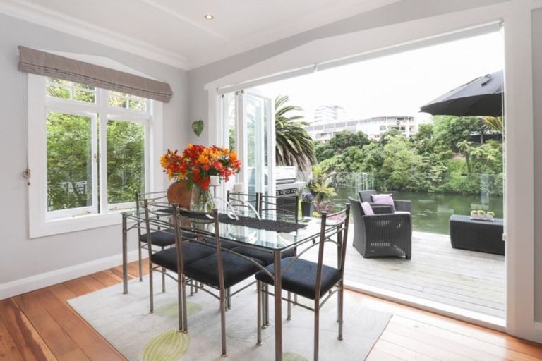 Photo of property in 27 Opoia Road, Hamilton East, Hamilton, 3216