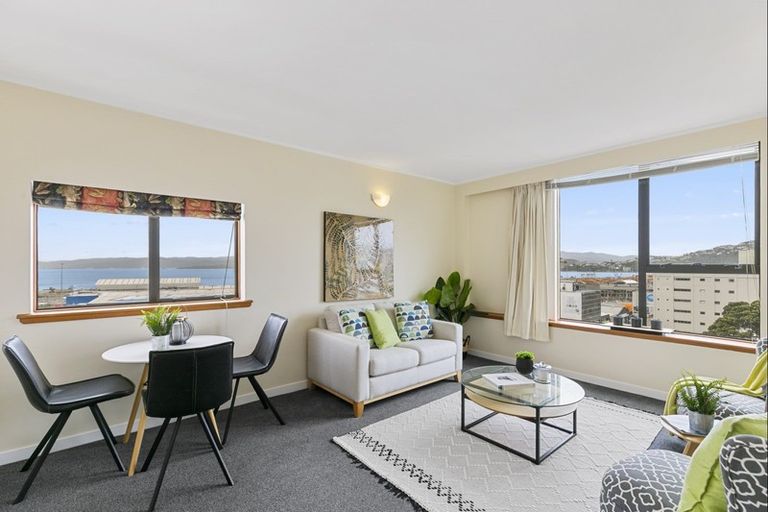 Photo of property in Hobson Court Flats, 66/70 Hobson Street, Thorndon, Wellington, 6011