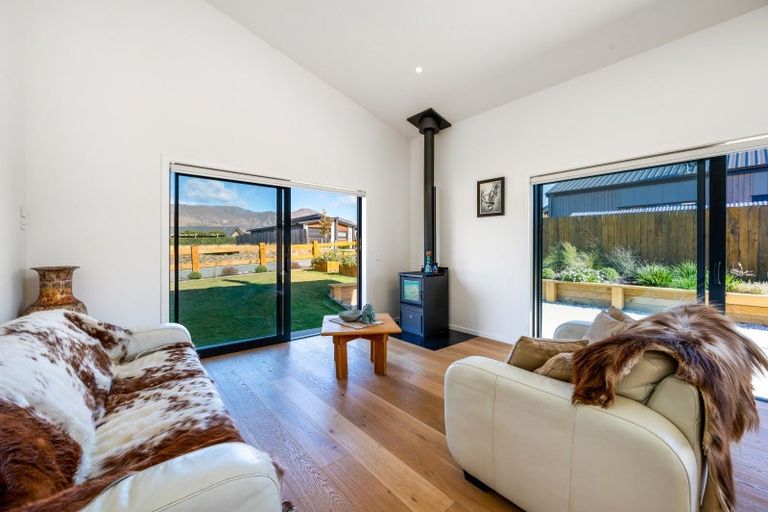 Photo of property in 14 Pounamu Avenue, Albert Town, Wanaka, 9305