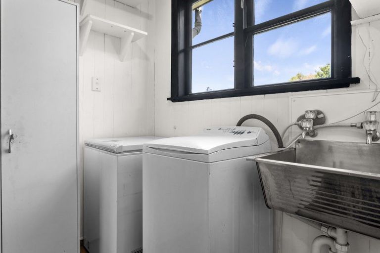 Photo of property in 22 Douglas Road, Amberley, 7410