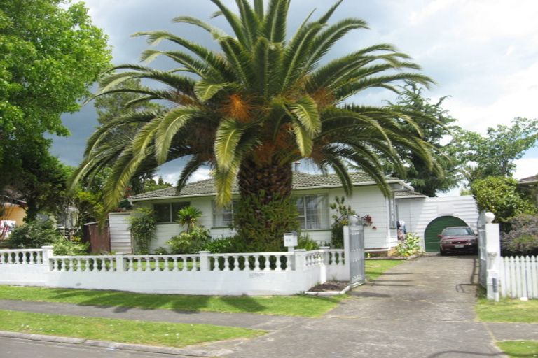 Photo of property in 44 Arnwood Street, Manurewa, Auckland, 2102