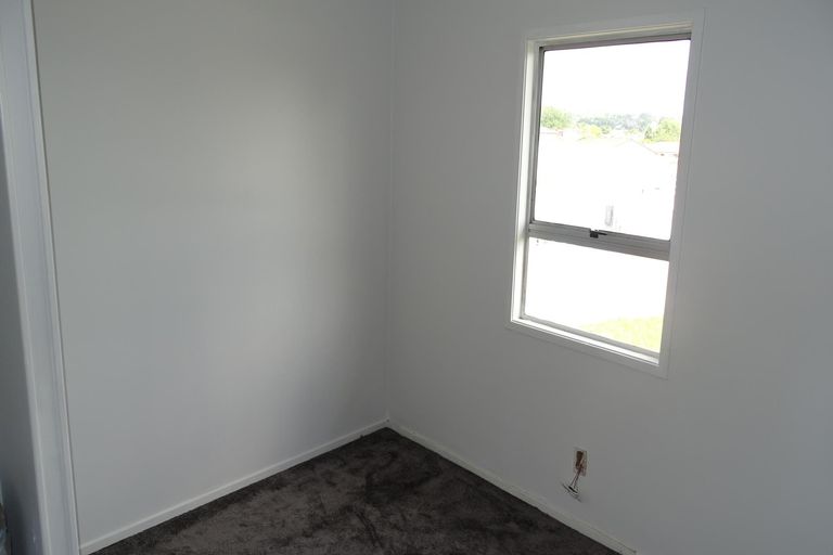 Photo of property in 9 Caserta Place, Clover Park, Auckland, 2023