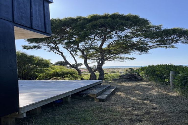 Photo of property in 14 Pukenui Drive, Mahia, 4198