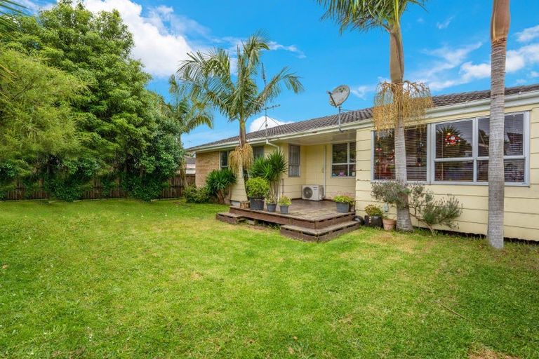 Photo of property in 91 Arimu Road, Papakura, 2110
