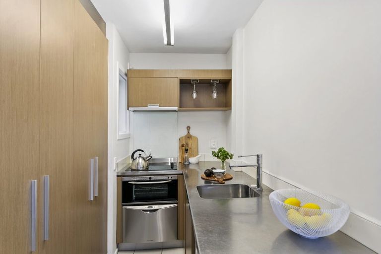 Photo of property in Avon Flats, 1-23/217 The Terrace, Wellington Central, Wellington, 6011