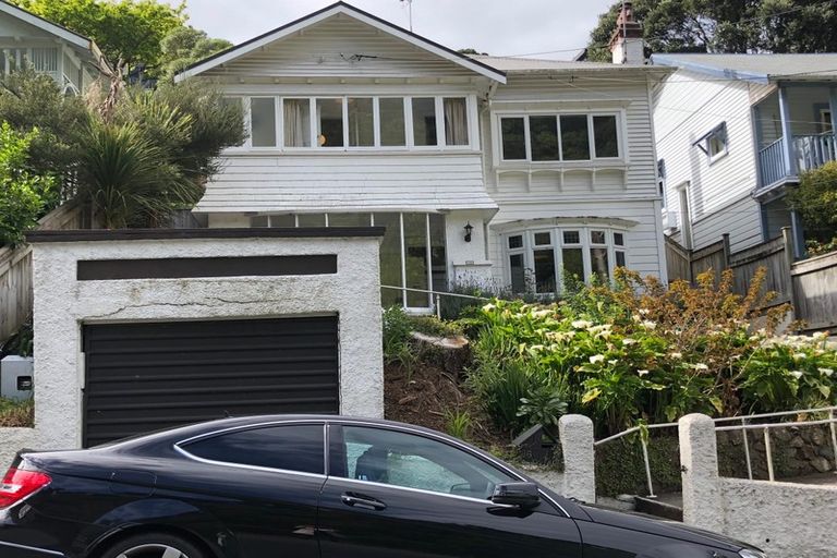 Photo of property in 16 Hapua Street, Hataitai, Wellington, 6021