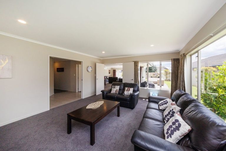 Photo of property in 25 Rodeo Drive, Kelvin Grove, Palmerston North, 4414