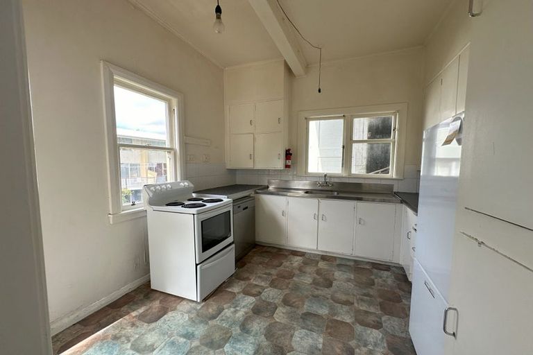 Photo of property in 209 The Terrace, Wellington Central, Wellington, 6011