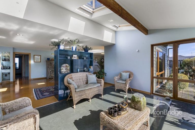 Photo of property in 5 Evatt Street, Bryndwr, Christchurch, 8053