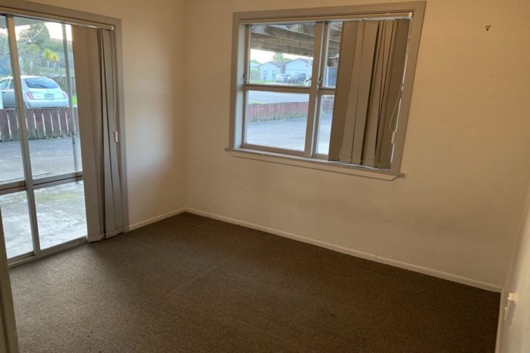 Photo of property in 341 Main Road, Huapai, Kumeu, 0810