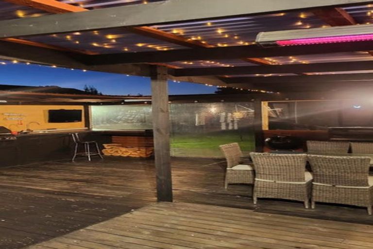 Photo of property in 69 Coopers Road, Dallington, Christchurch, 8061