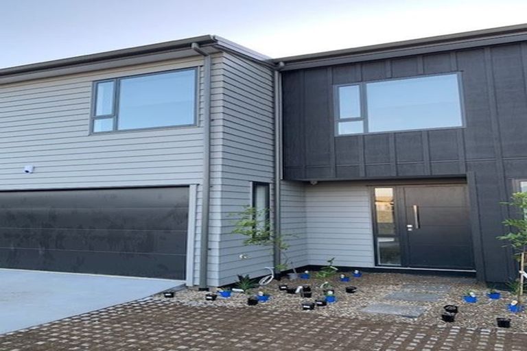 Photo of property in 37e Tawhiri Road, One Tree Hill, Auckland, 1061