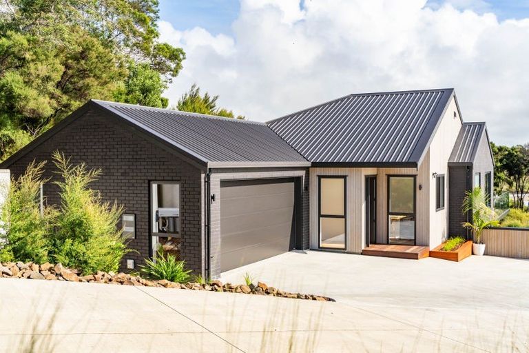 Photo of property in 52a Estuary Drive, Mangawhai Heads, Mangawhai, 0505