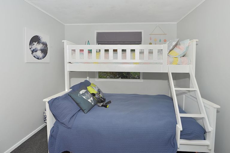 Photo of property in 3 Ogle Crescent, Te Kamo, Whangarei, 0112