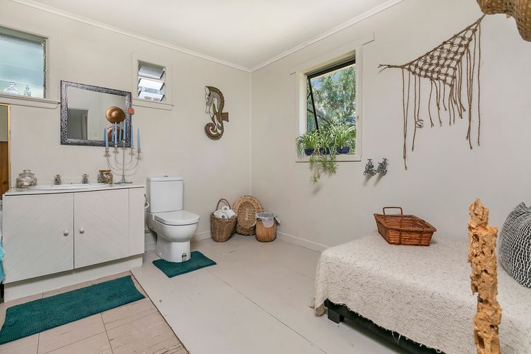 Photo of property in 46 Oraha Road, Huapai, Kumeu, 0892