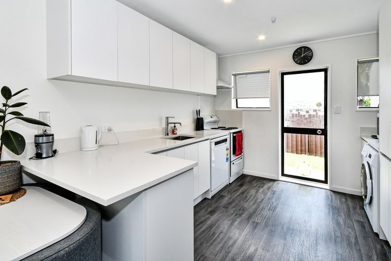 Photo of property in 3/6 Maru Road, Takanini, 2112