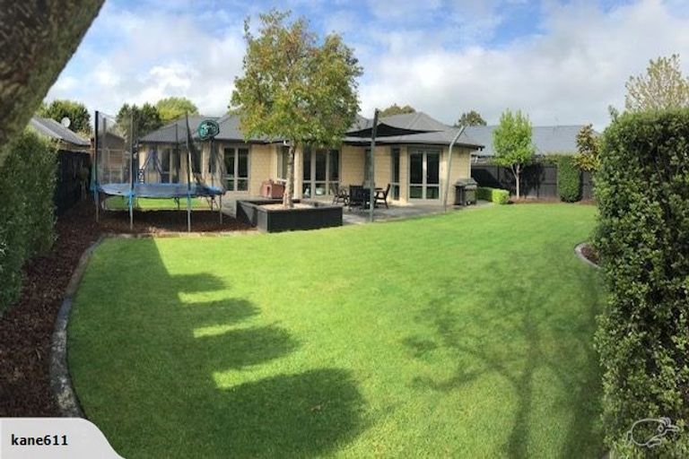Photo of property in 16 Ernest Gray Place, Halswell, Christchurch, 8025