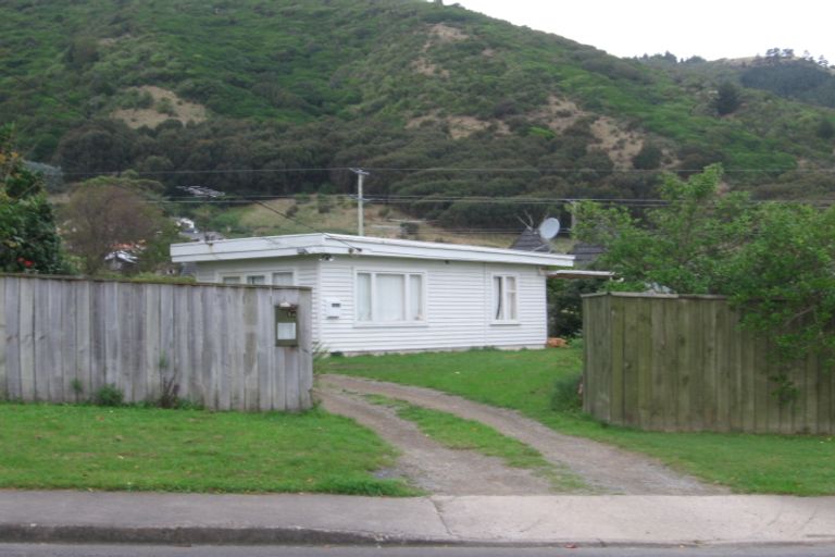 Photo of property in 41 Elizabeth Street, Waikanae, 5036