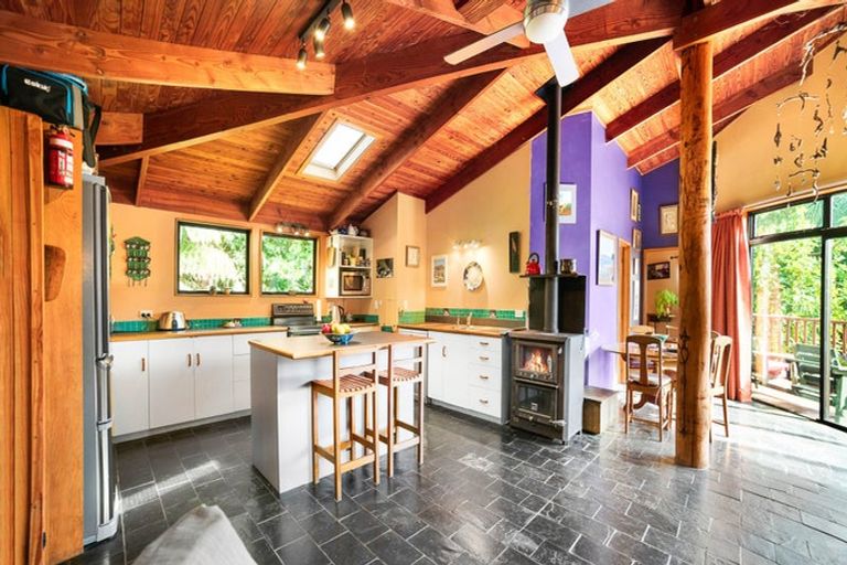 Photo of property in 14 Haile Lane, Pohara, Takaka, 7183