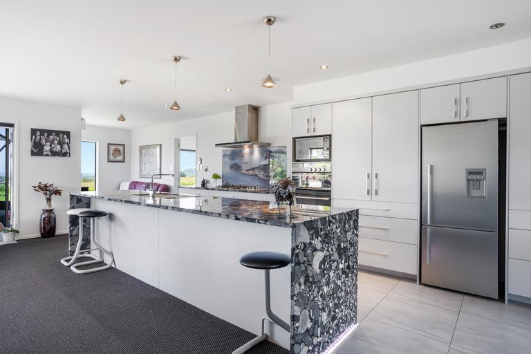 Photo of property in 36 Koutunui Road, Athenree, Katikati, 3177