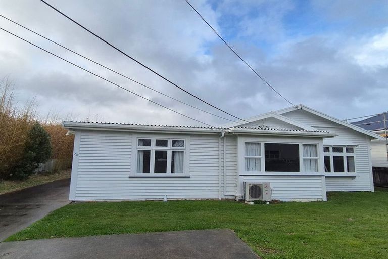 Photo of property in 24 Stone Street, Miramar, Wellington, 6022