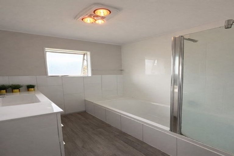 Photo of property in 20 Mascot Avenue, Mangere, Auckland, 2022