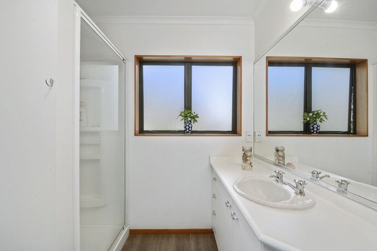 Photo of property in 24 Te Waaka Terrace, Kuratau, Turangi, 3381