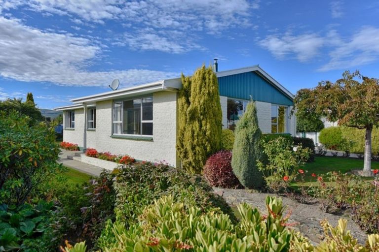 Photo of property in 19 Vera Street, Gore, 9710