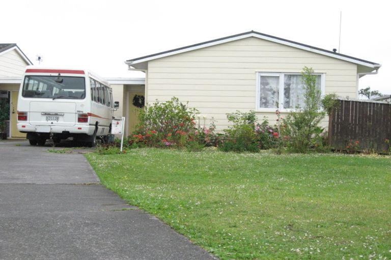 Photo of property in 2 Ventura Street, Mangere, Auckland, 2022