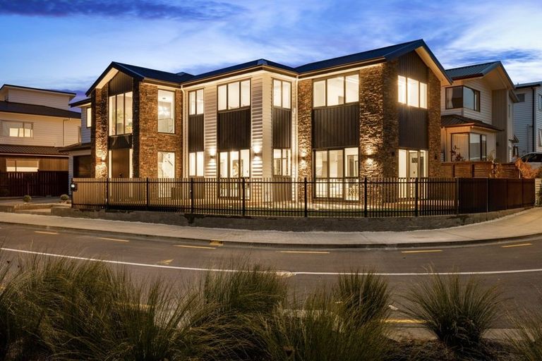 Photo of property in 5 Tai Crescent, Hobsonville, Auckland, 0616