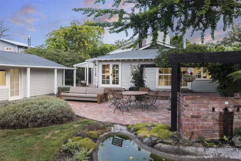 Photo of property in 83 Normans Road, Strowan, Christchurch, 8052