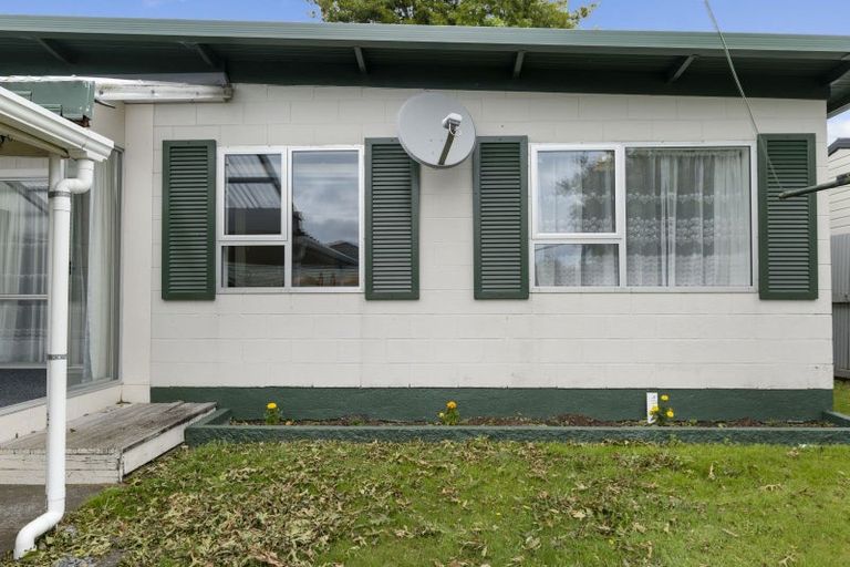 Photo of property in 42e Cutfield Street, Inglewood, 4330