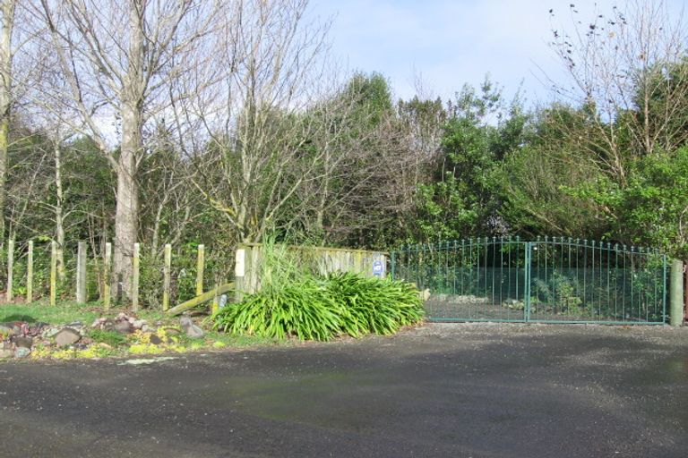 Photo of property in 266 Polson Hill Drive, Aokautere, Palmerston North, 4471