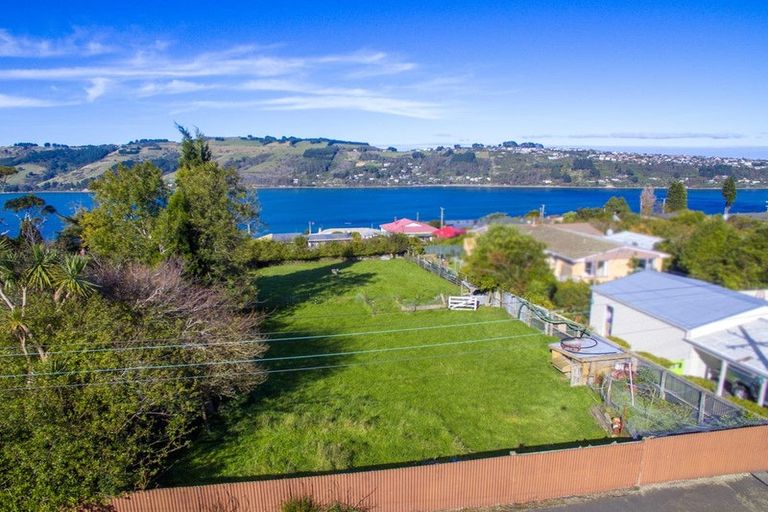 Photo of property in 14 Matai Street, Ravensbourne, Dunedin, 9022