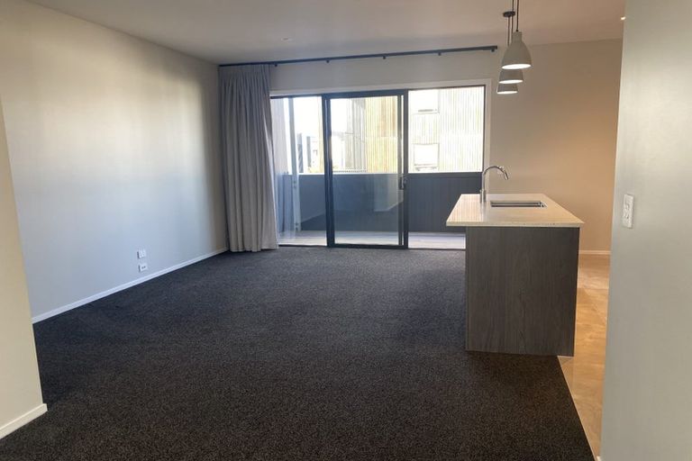 Photo of property in 81 Bomb Point Drive, Hobsonville, Auckland, 0616