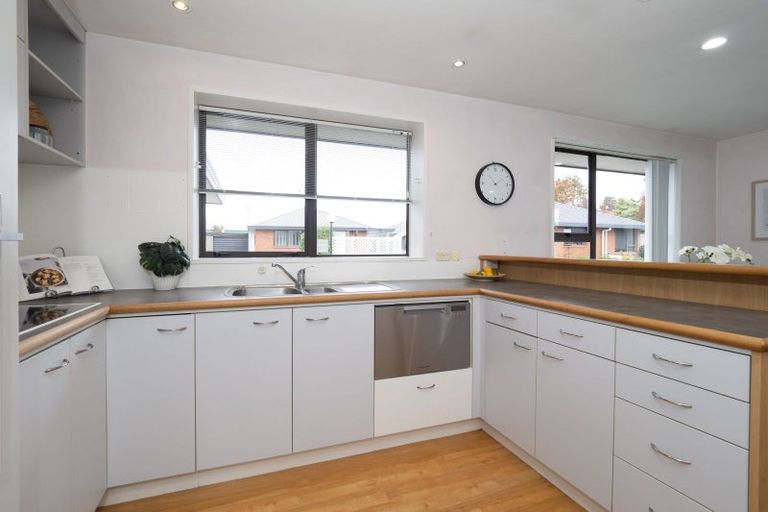 Photo of property in Cox Street Mews, 2/11 Cox Street, Ashburton, 7700