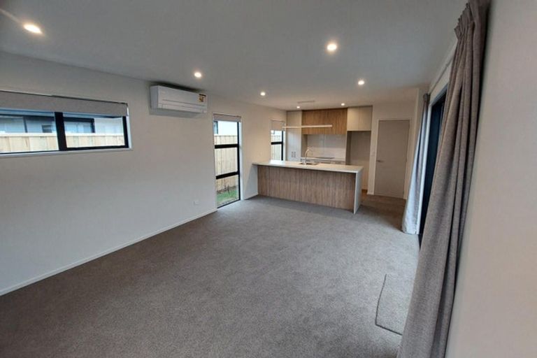 Photo of property in 8 Alex Place, Rolleston, 7614