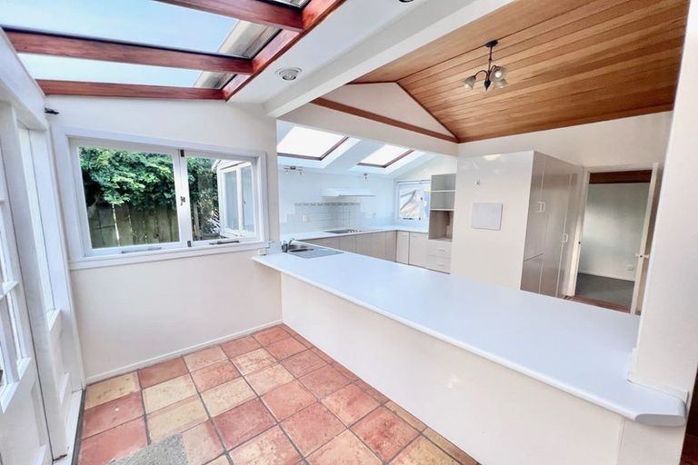 Photo of property in 76 Beach Road, Castor Bay, Auckland, 0620