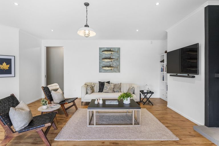 Photo of property in 300 Glenbrook Beach Road, Glenbrook, Waiuku, 2681