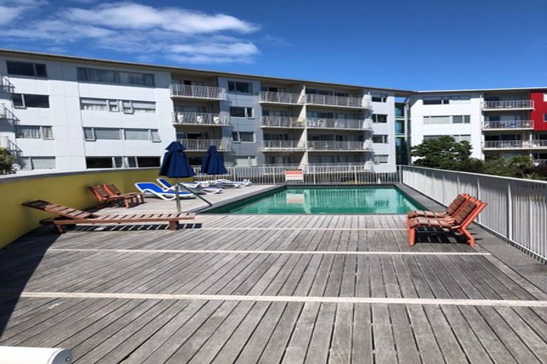 Photo of property in Shoal Haven Apartments, 112a/130 Anzac Street, Takapuna, Auckland, 0622