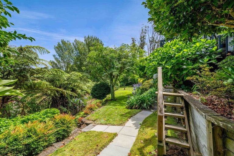 Photo of property in 13 Cargill Place, Frankleigh Park, New Plymouth, 4310